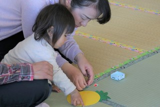 製作シール貼り