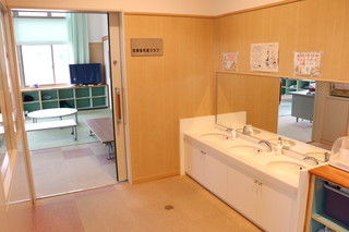 学童入り口
