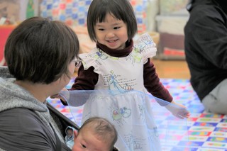 わらべうたの様子