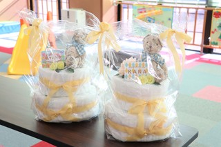 記念品オムツケーキ