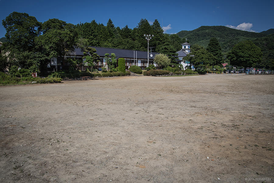 05.津金の三代校舎と海岸寺と石仏群 09