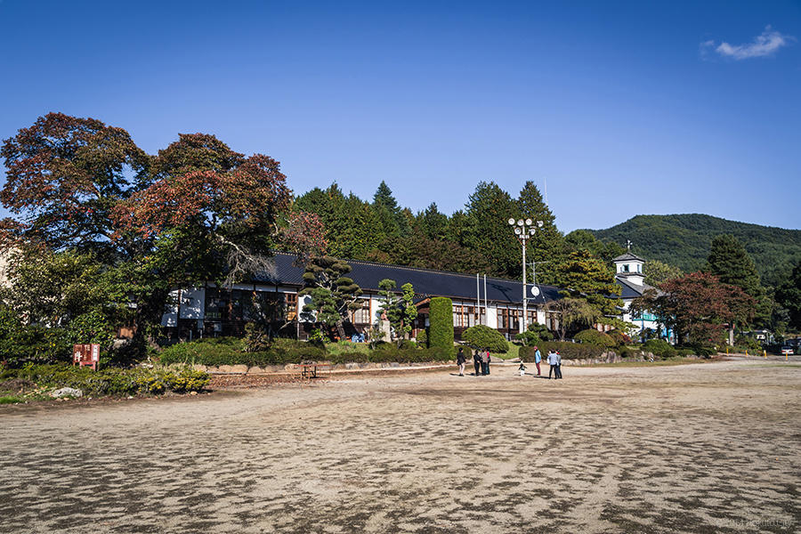 05.津金の三代校舎と海岸寺と石仏群 12
