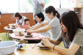真剣に取り組む様子