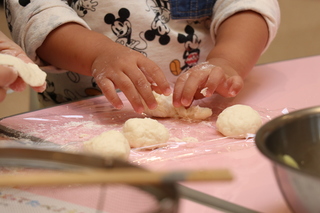 子どもが作る様子